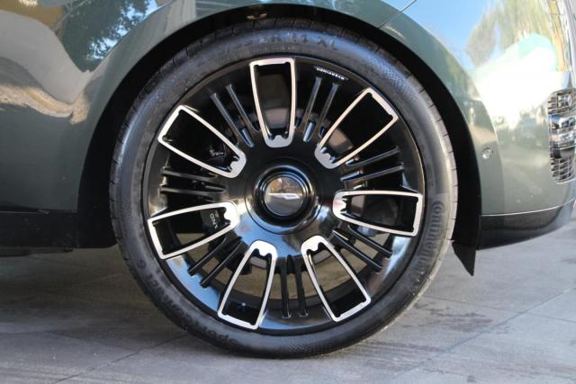 Land Rover Range Rover image 8