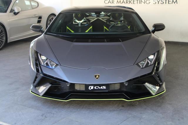Lamborghini Huracán image 4