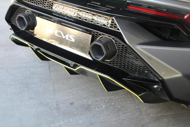 Lamborghini Huracán image 6