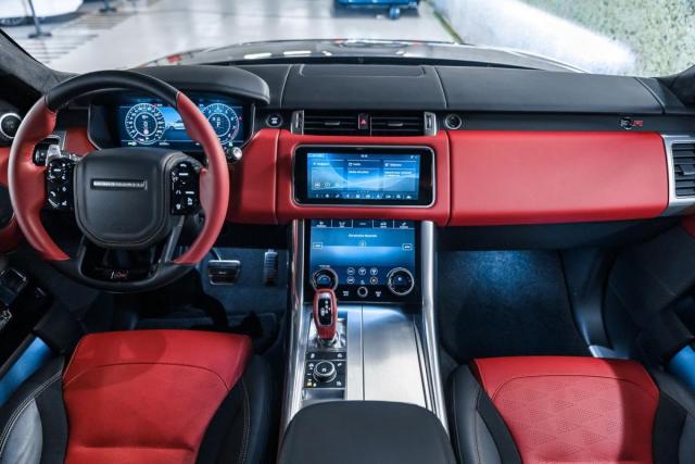 Land Rover Range Rover Sport image 8