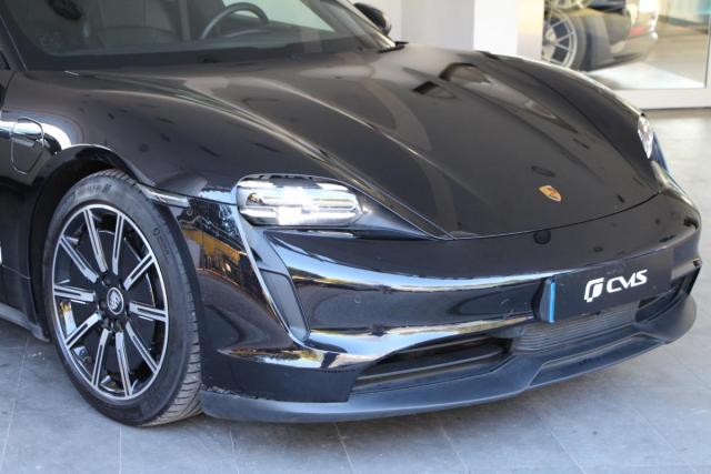 Porsche Taycan image 4