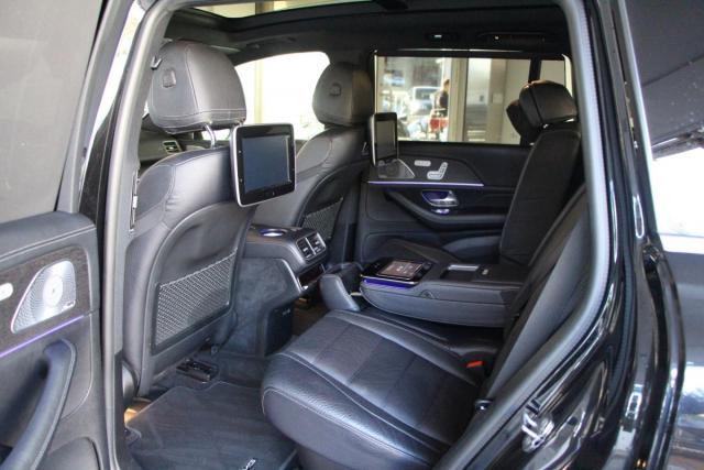 Mercedes Benz Gls image 5