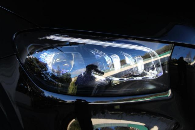 Mercedes Benz Gls image 8