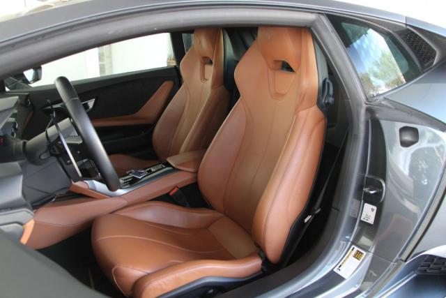 Lamborghini Huracán image 2