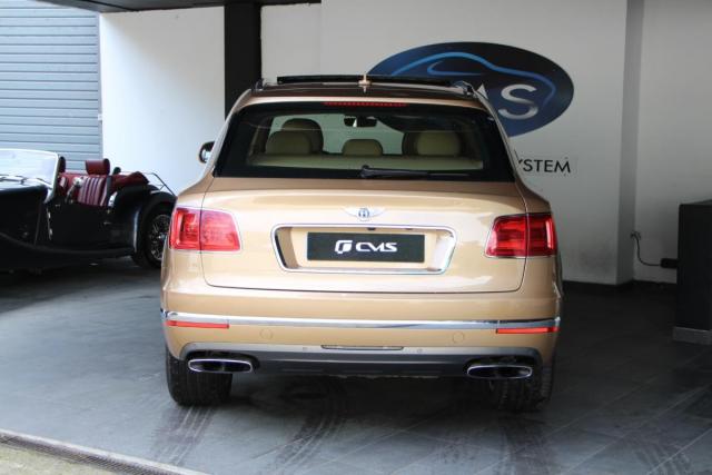 Bentley Bentayga image 8