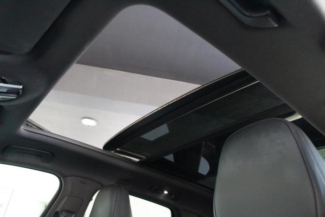 Porsche Cayenne image 8