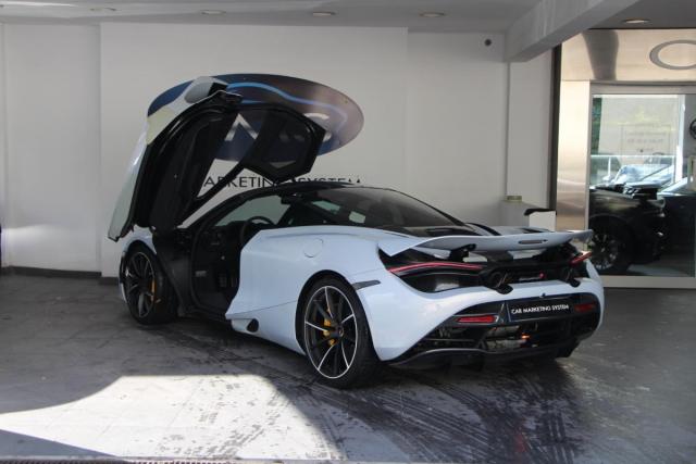Mclaren 720s image 6
