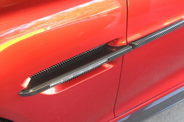 Aston Martin Vanquish image 9