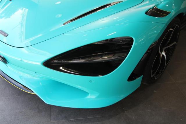 Mclaren 750s image 1