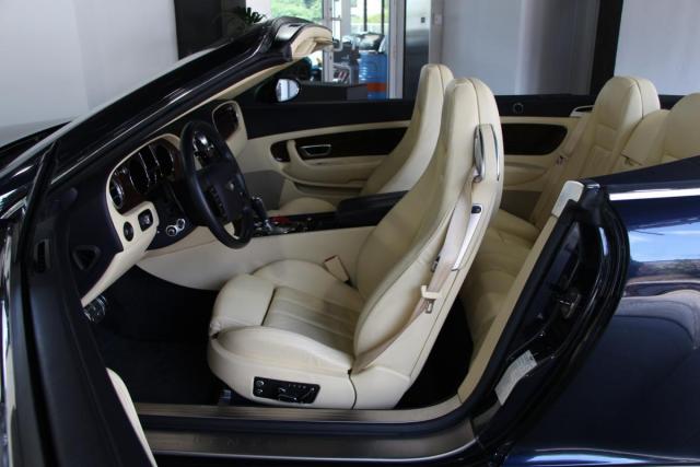 Bentley Continental Gtc image 9