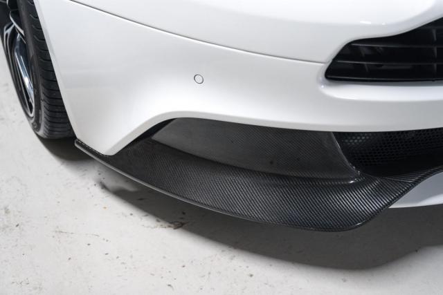 Aston Martin Vanquish image 6