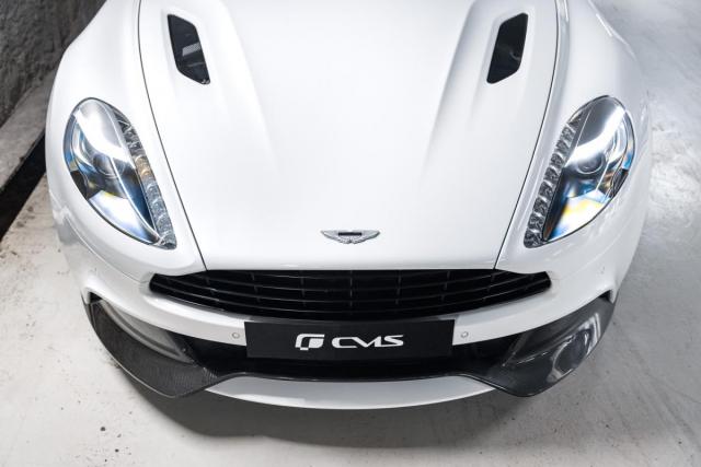 Aston Martin Vanquish image 3