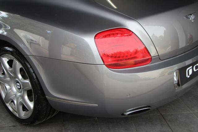 Bentley Continental Gt image 9