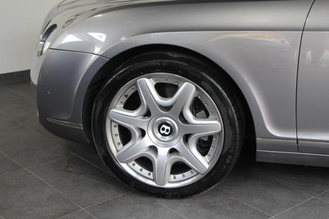 Bentley Continental Gt image 4
