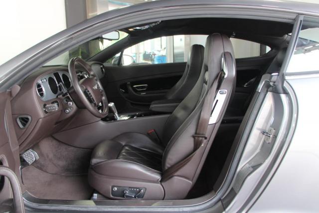 Bentley Continental Gt image 1