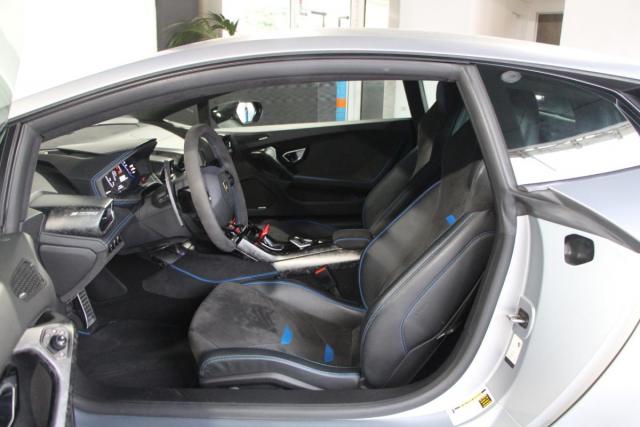 Lamborghini Huracán image 1