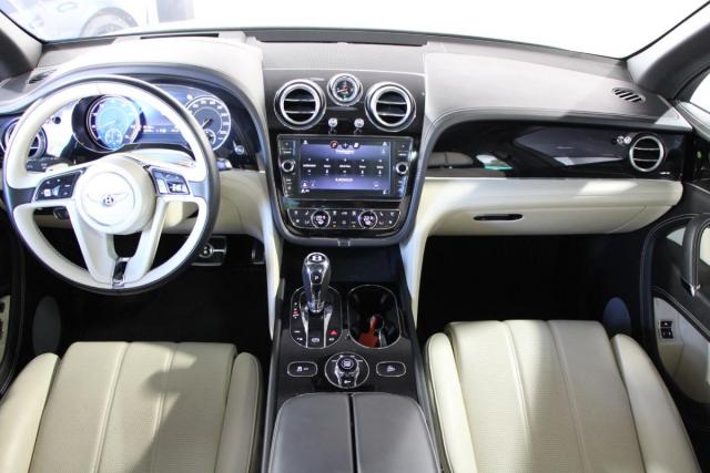 Bentley Bentayga image 6