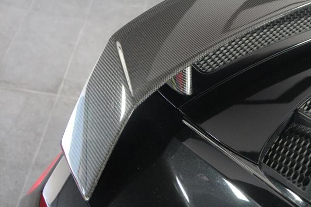 Audi R8 image 4