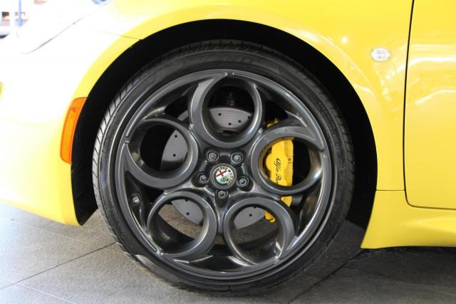 Alfa Romeo 4c image 1