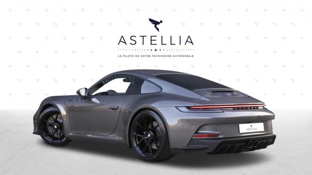 Porsche 911 image 6