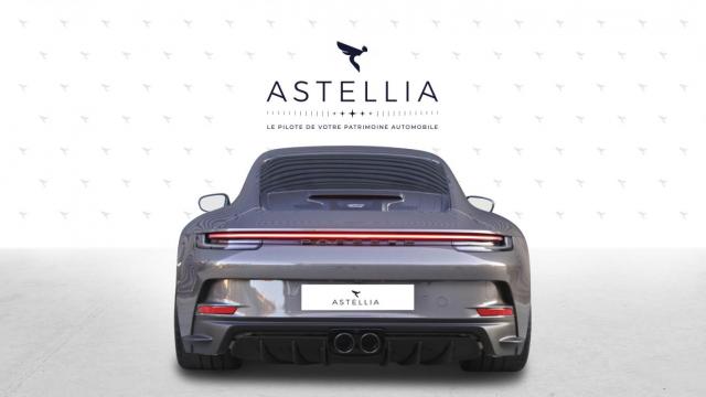 Porsche 911 image 7