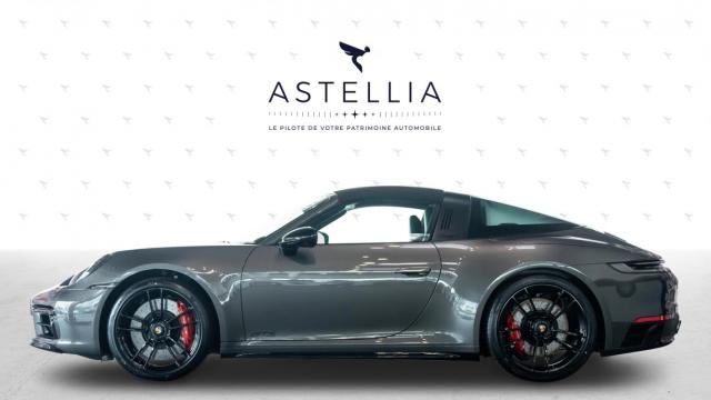 Porsche 911 image 5