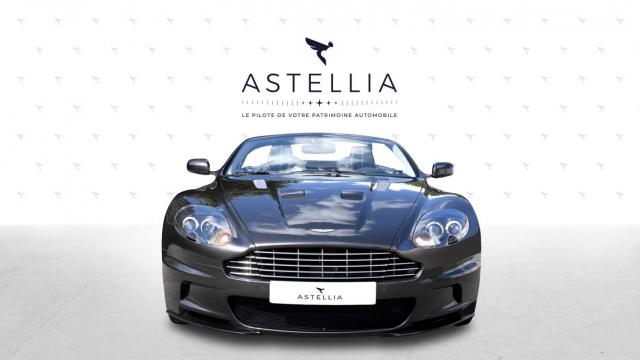 Aston Martin Dbs image 9