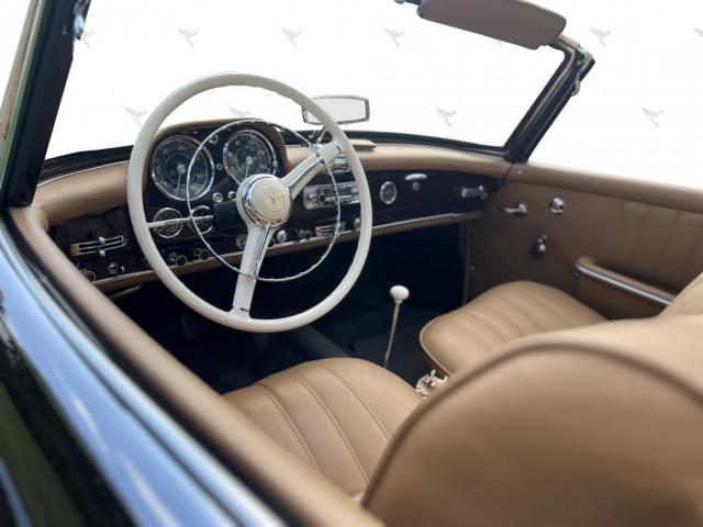 Mercedes Benz 190 image 8