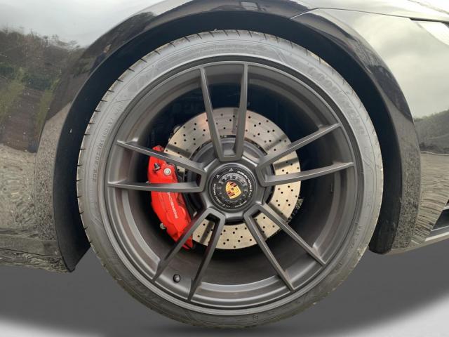 Porsche 911 image 1