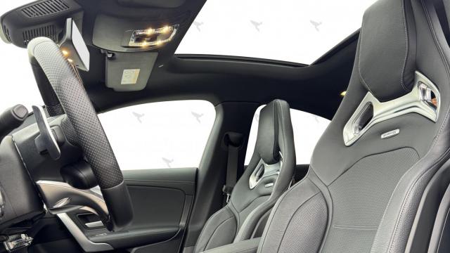 Mercedes Benz Cla image 6
