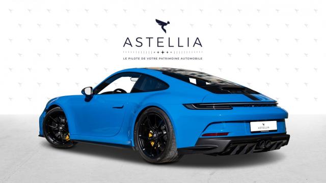 Porsche 911 image 1