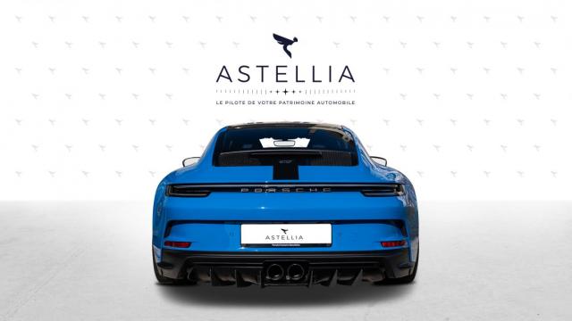 Porsche 911 image 8