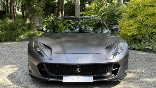 Ferrari 812 image 5
