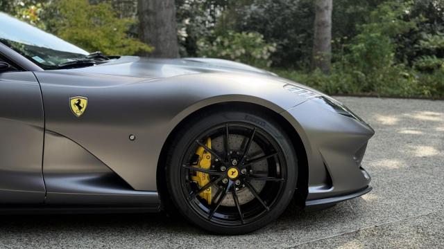 Ferrari 812 image 7