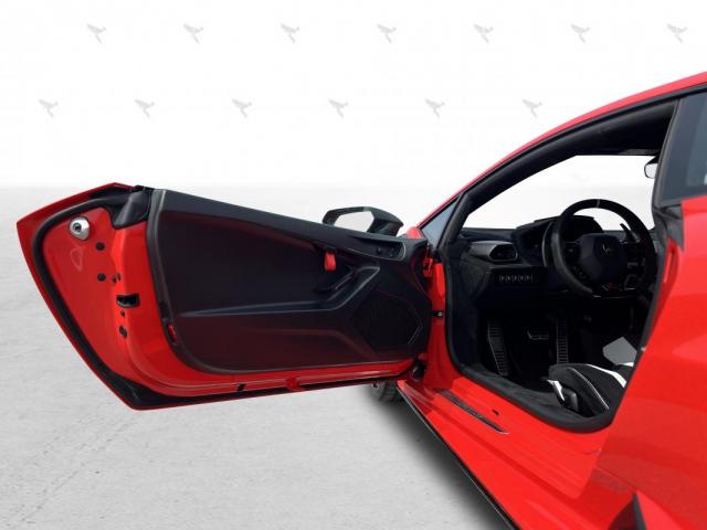 Lamborghini Huracán image 8
