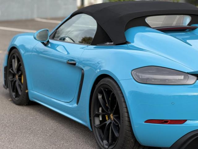 Porsche 718 Boxster image 9