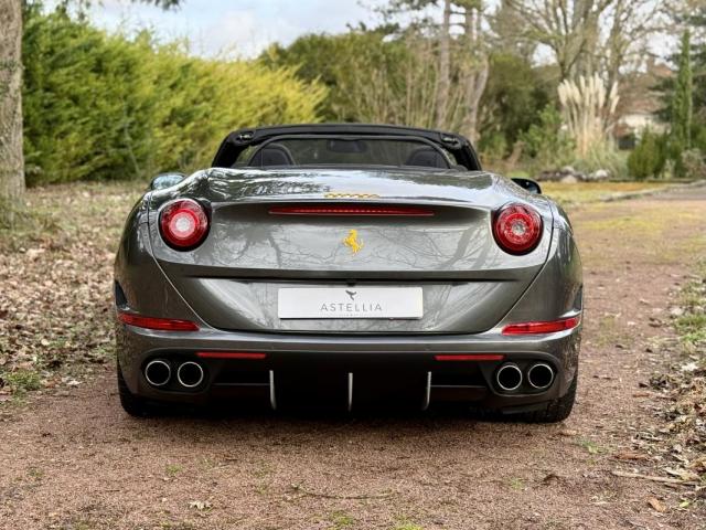 Ferrari California image 3
