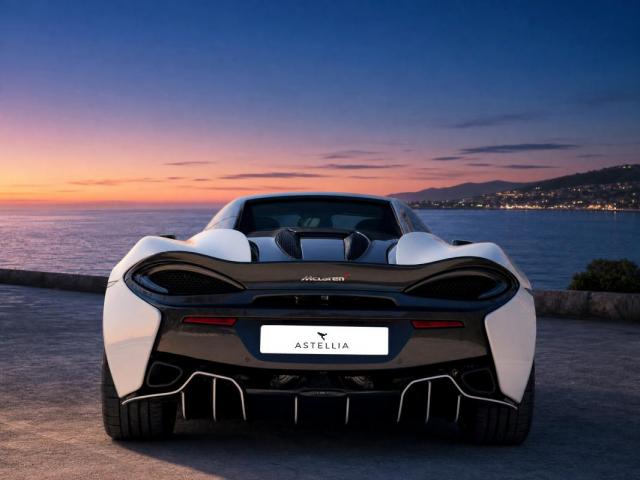 Mclaren 570s image 6