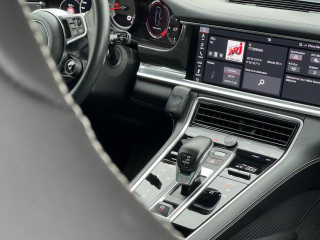 Porsche Panamera image 9