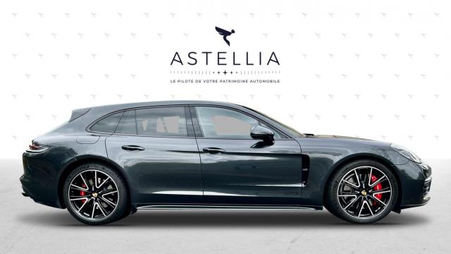 Porsche Panamera image 3