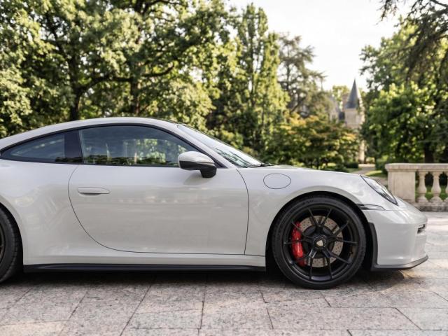 Porsche 911 image 5