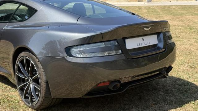 Aston Martin Db9 image 5