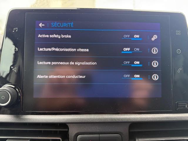 Peugeot Rifter image 1