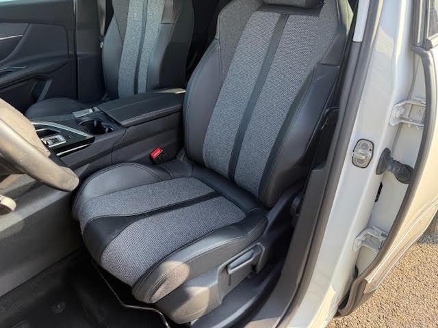 Peugeot 3008 image 4