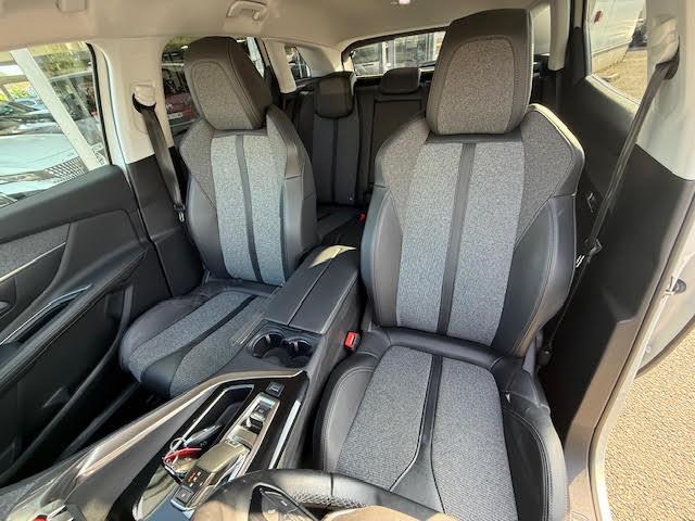 Peugeot 3008 image 6
