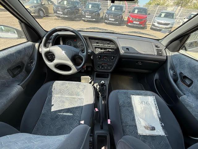 Peugeot 306 image 2