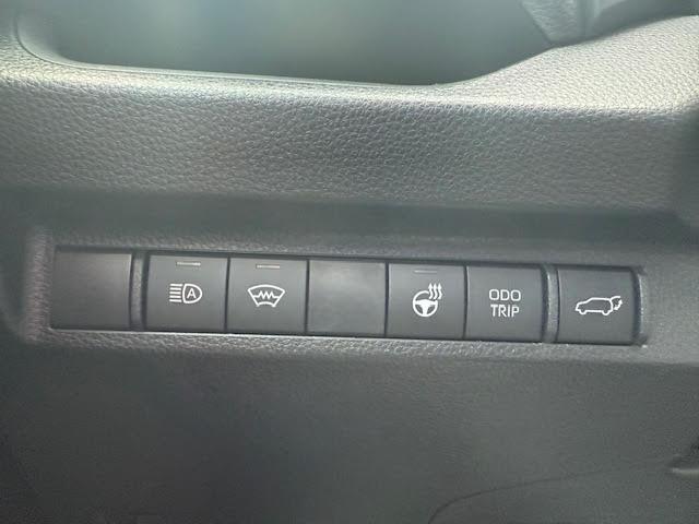 Toyota Rav4 image 6