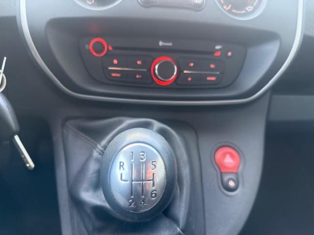 Renault Kangoo image 8