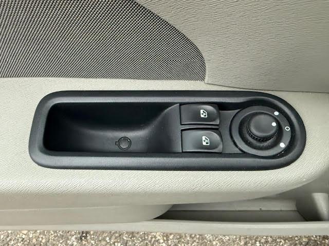 Renault Twingo image 8