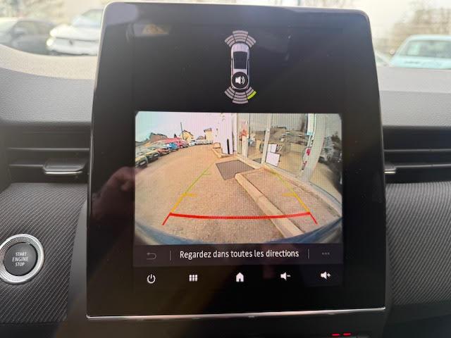 Renault Clio image 8